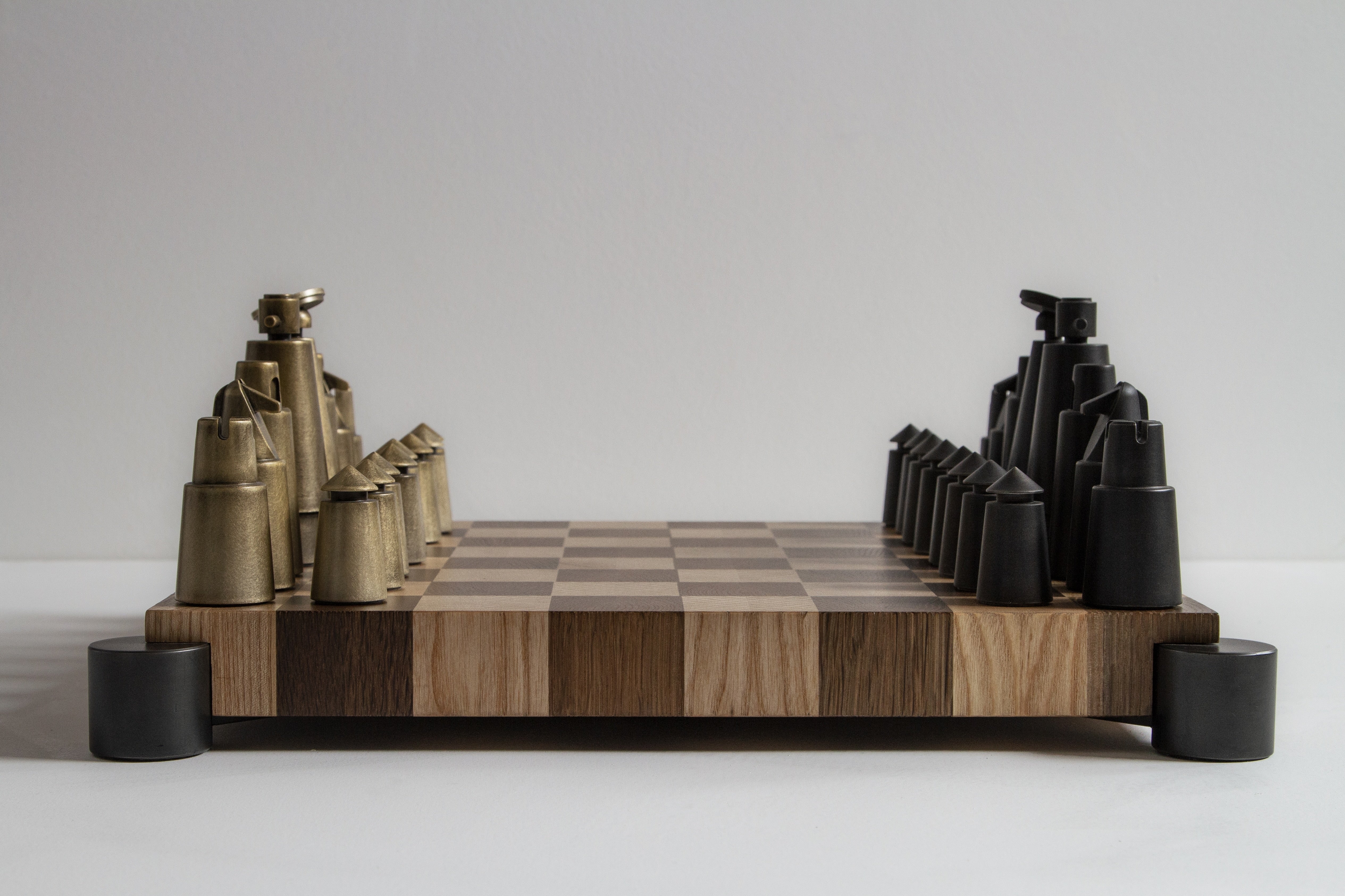 CHESS SET
