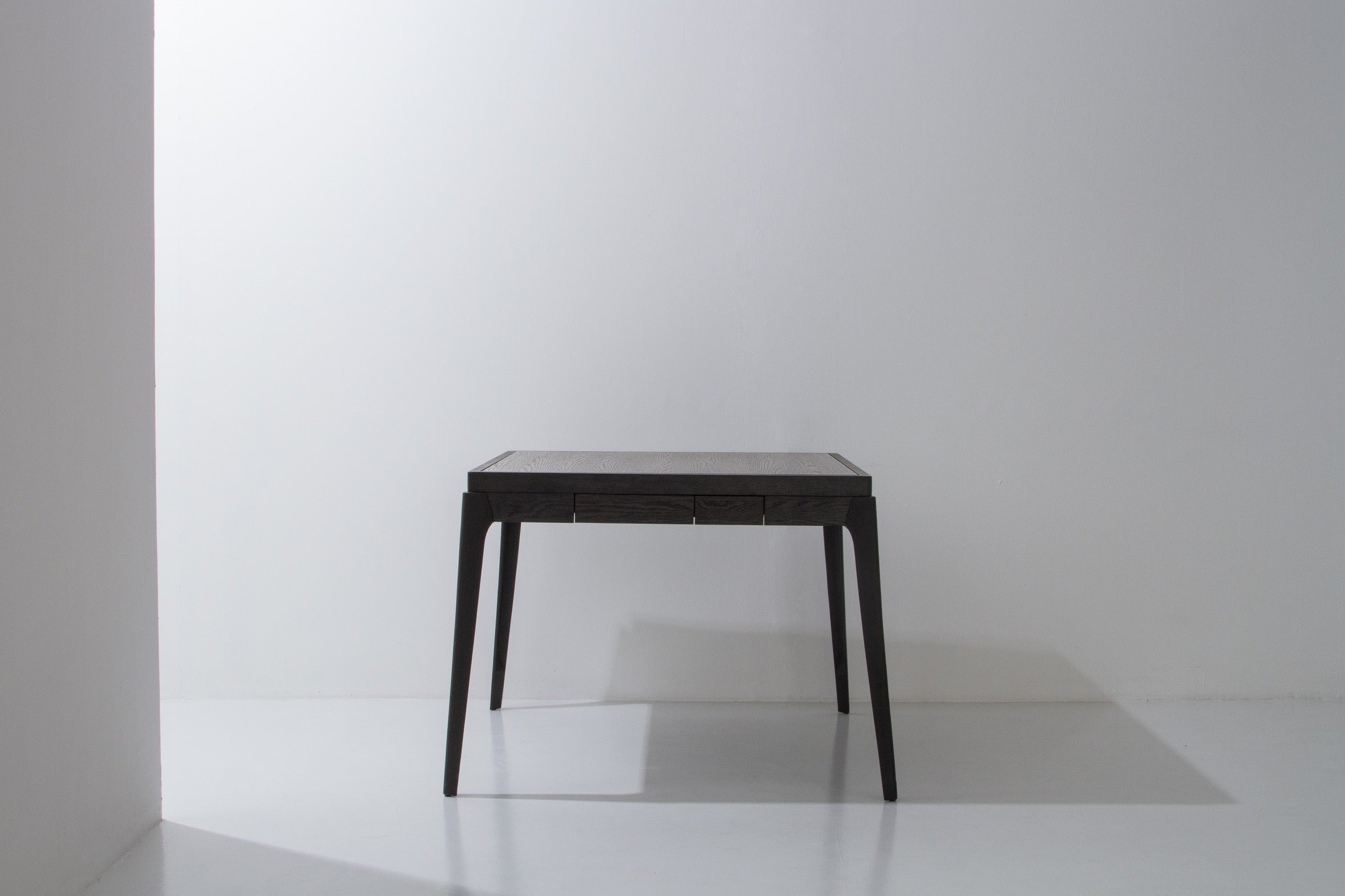 MAHJONG/ CARD GAME TABLE