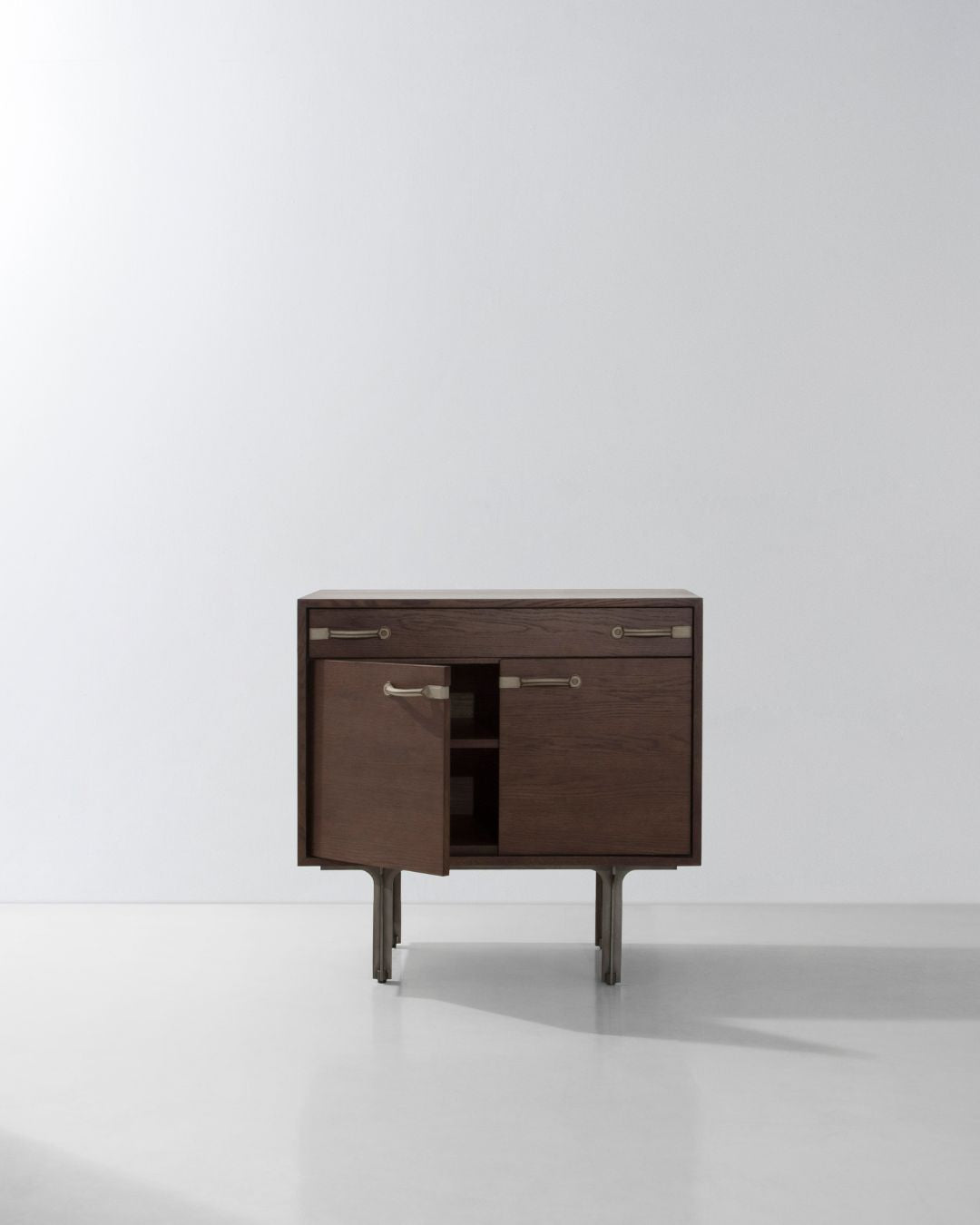 TOTE SMALL CABINET