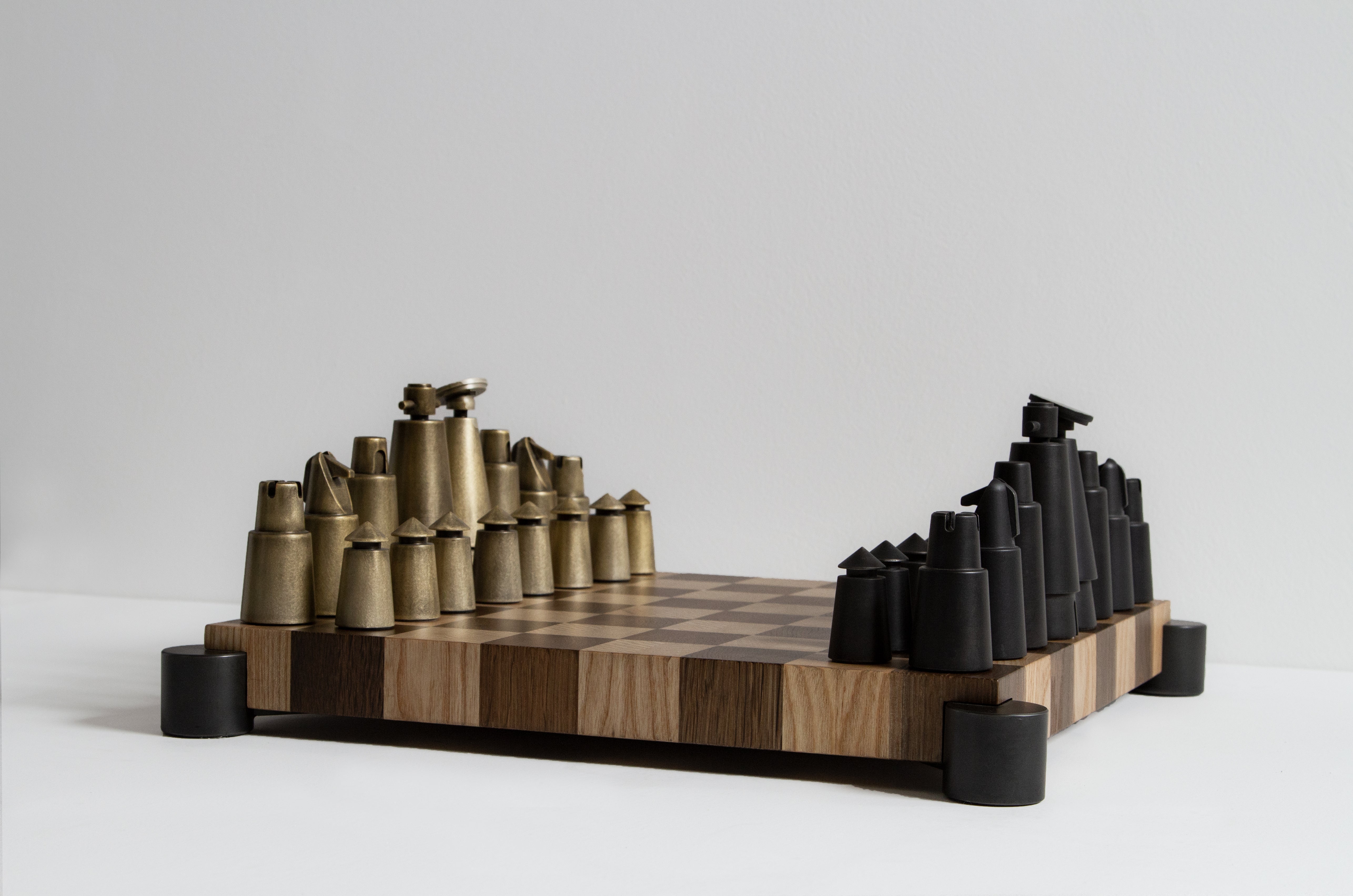 CHESS SET