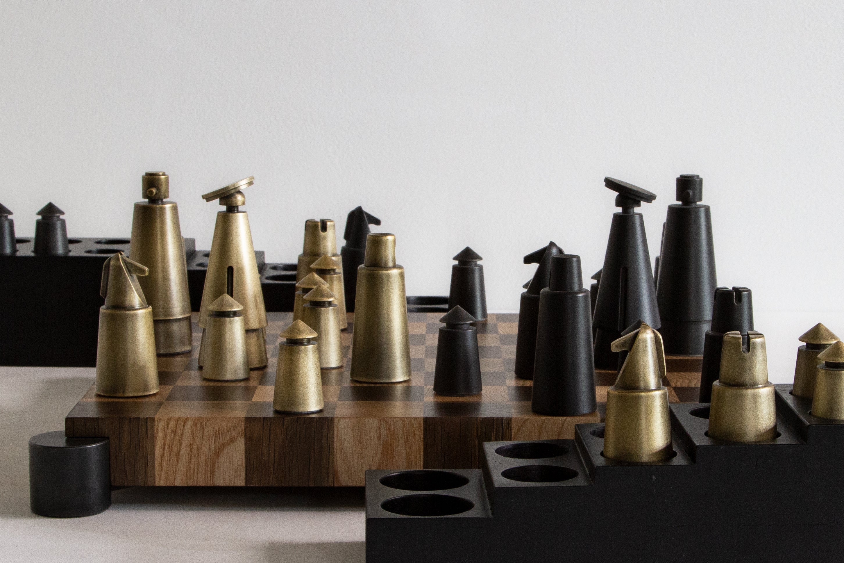 CHESS SET