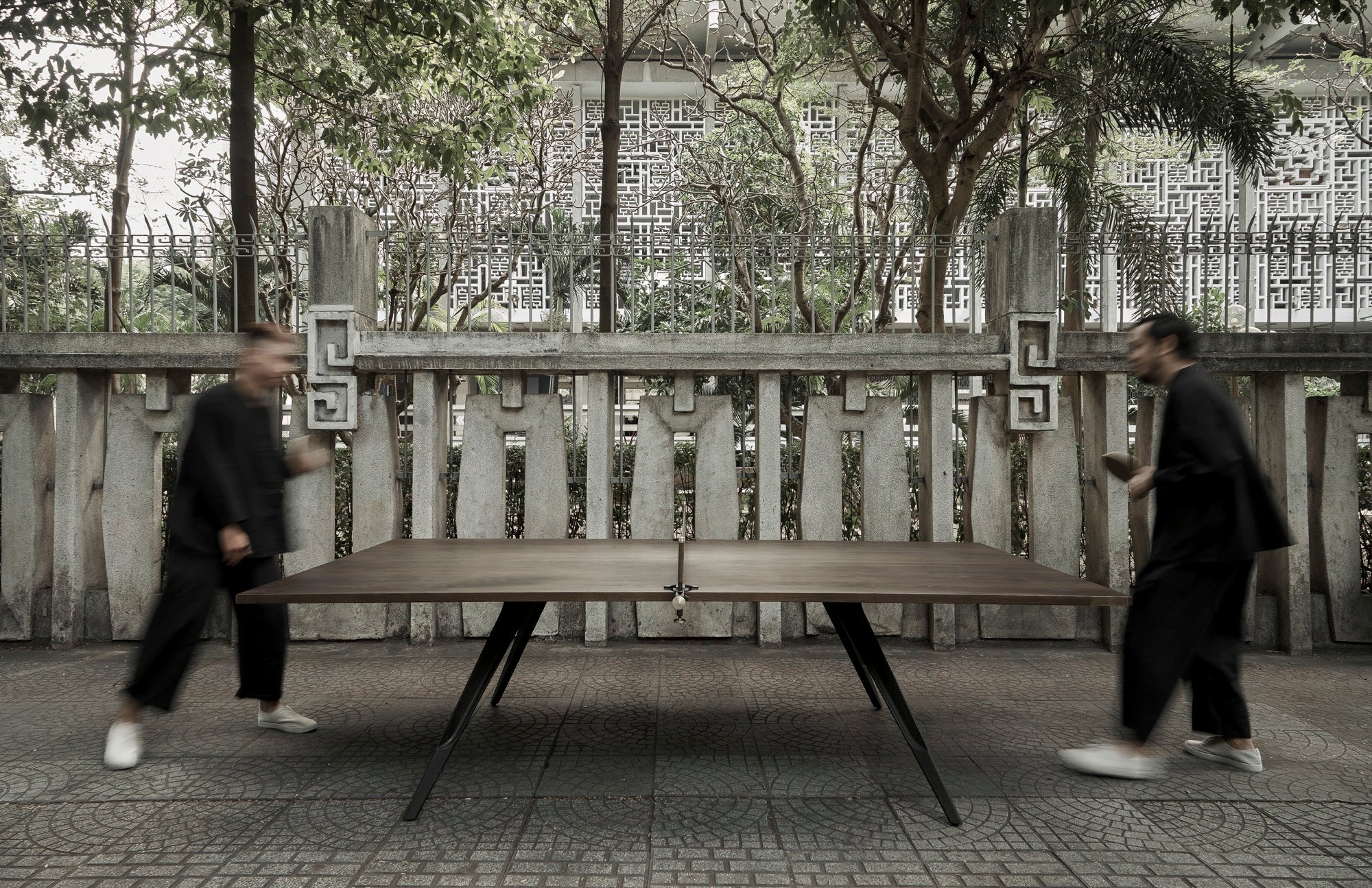PING PONG TABLE