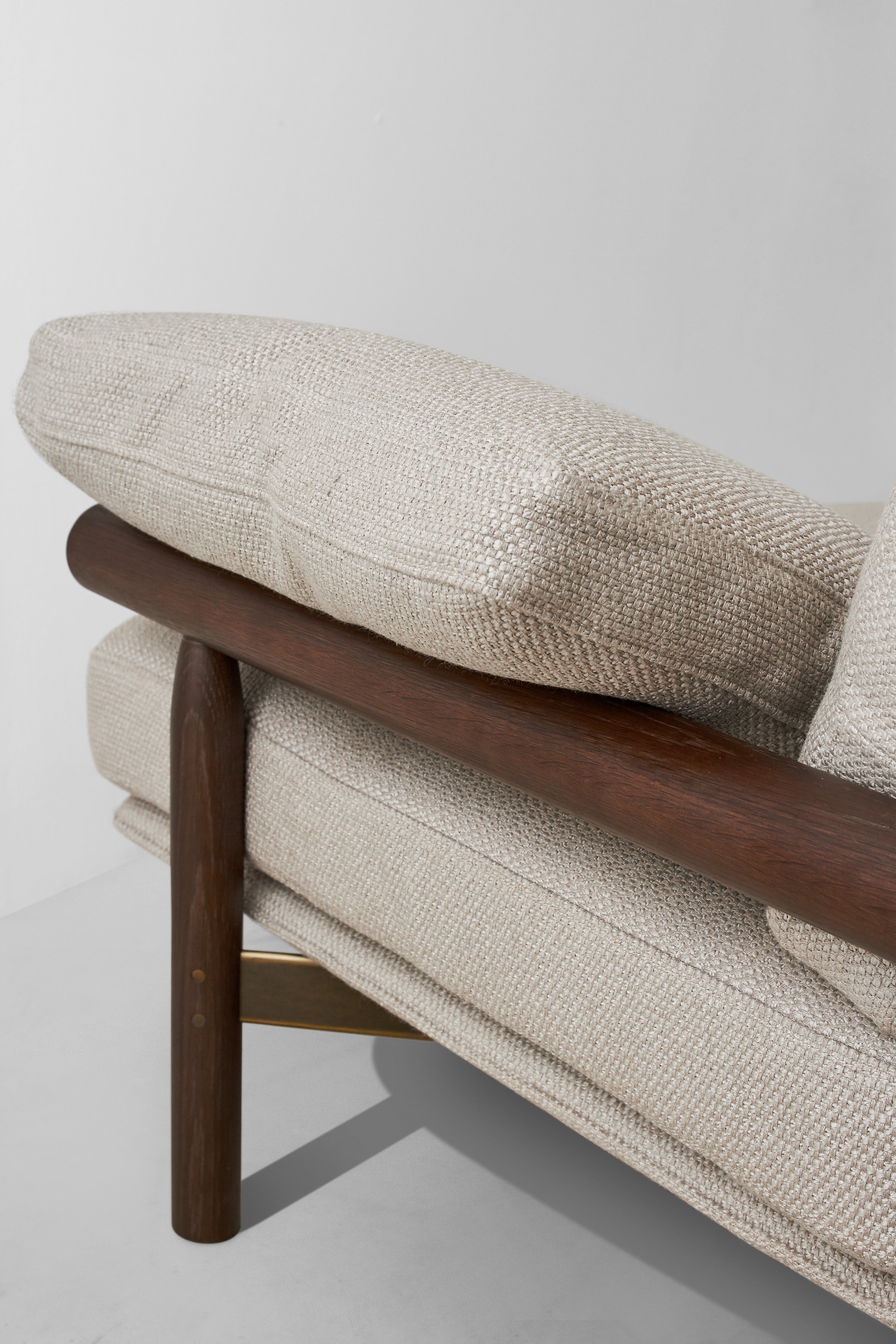 STILT 3-SEATER SOFA - LEFT ARM