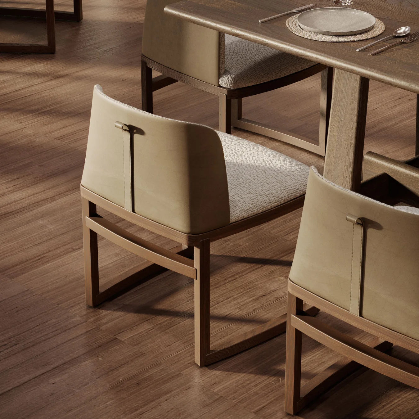Hida Dining Chair | District Eight