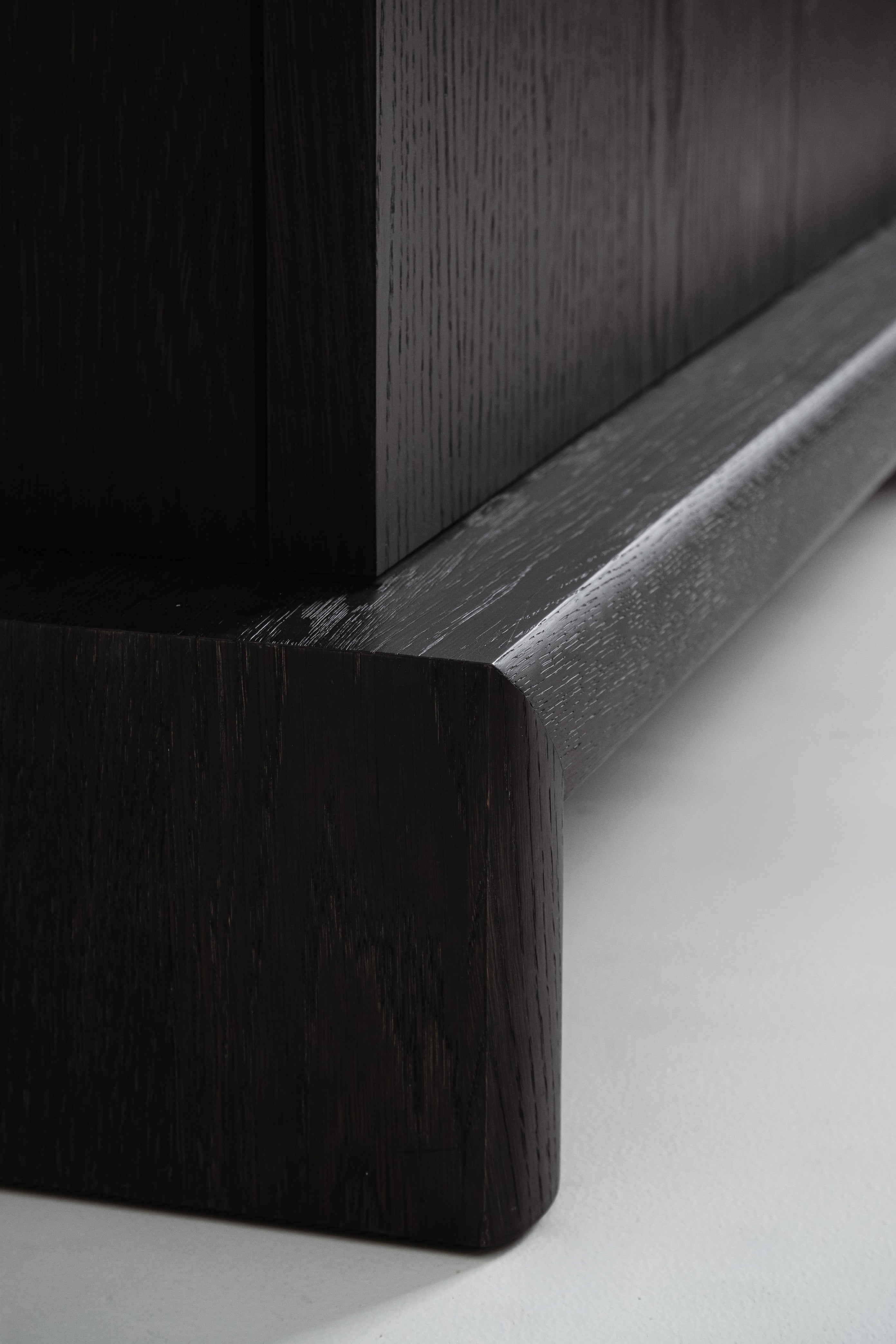 NEN SIDEBOARD