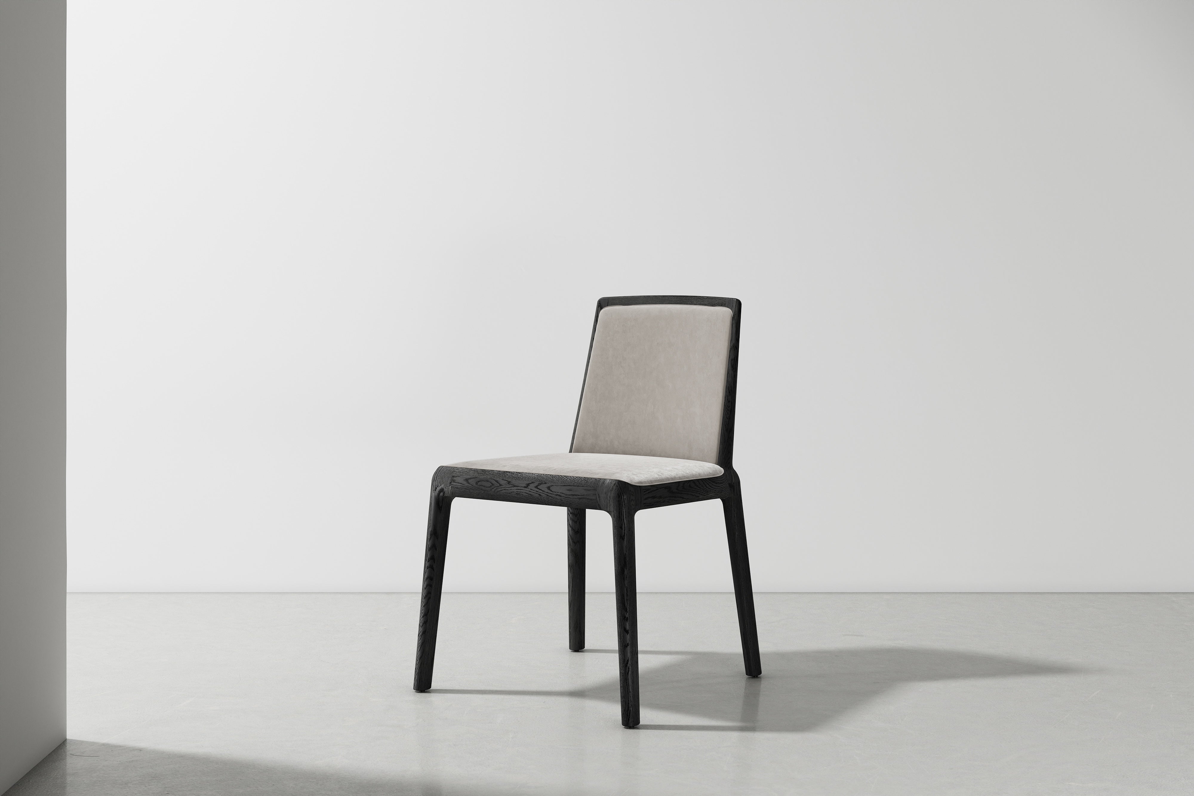 NÔM DINING CHAIR